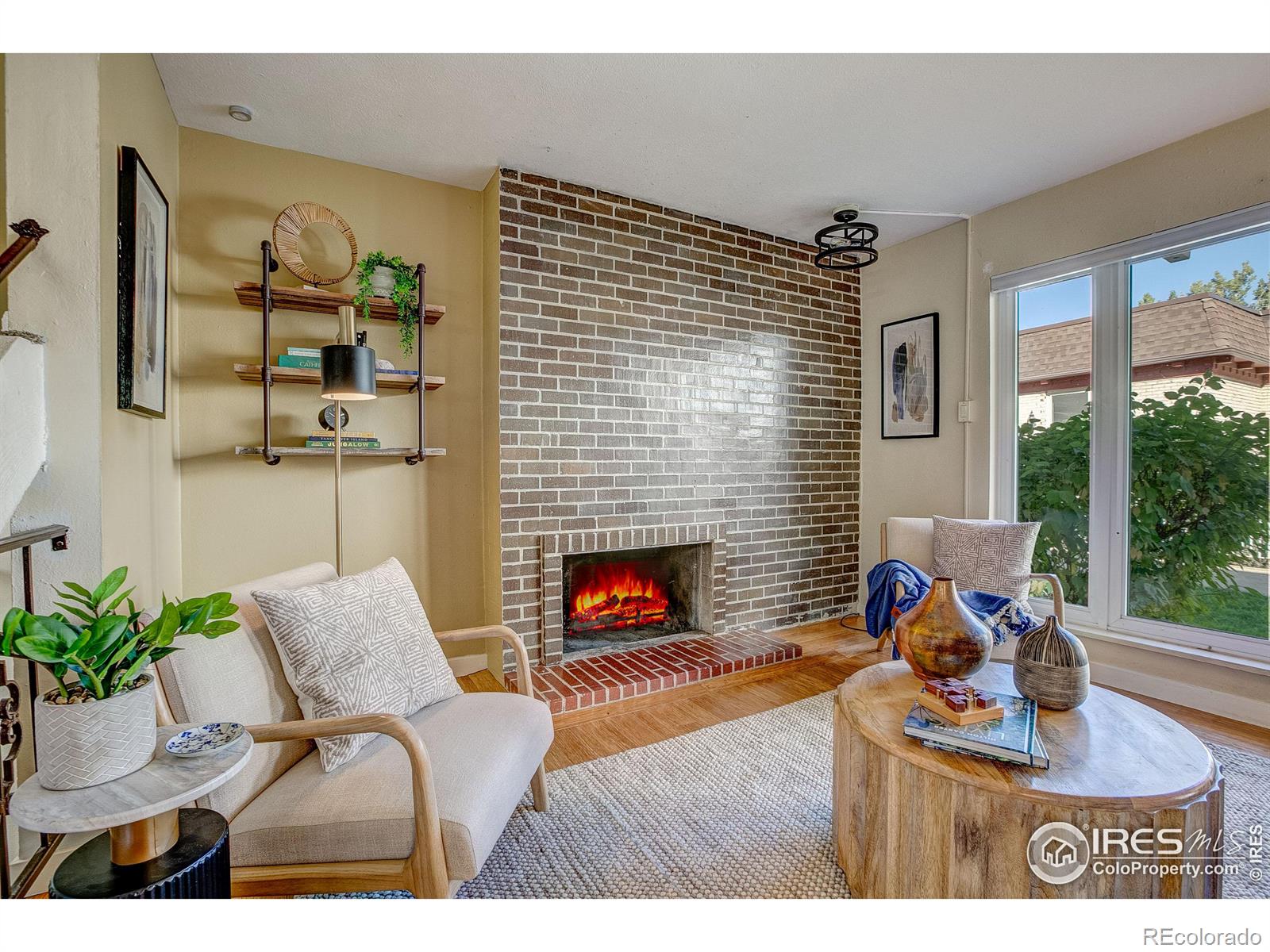 MLS Image #11 for 1251 s monaco parkway,denver, Colorado