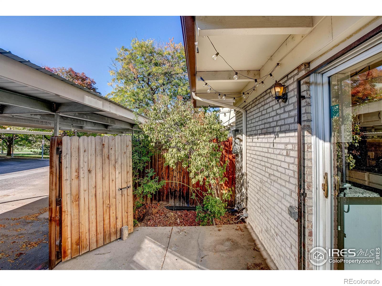 MLS Image #5 for 1251 s monaco parkway,denver, Colorado