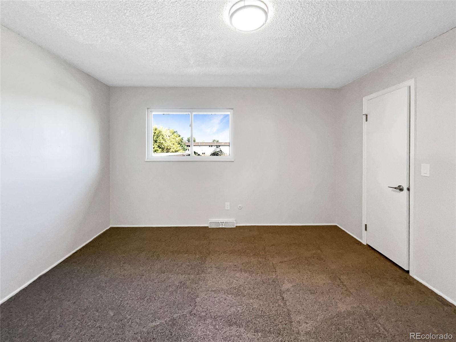 MLS Image #4 for 4507 s lowell boulevard,denver, Colorado