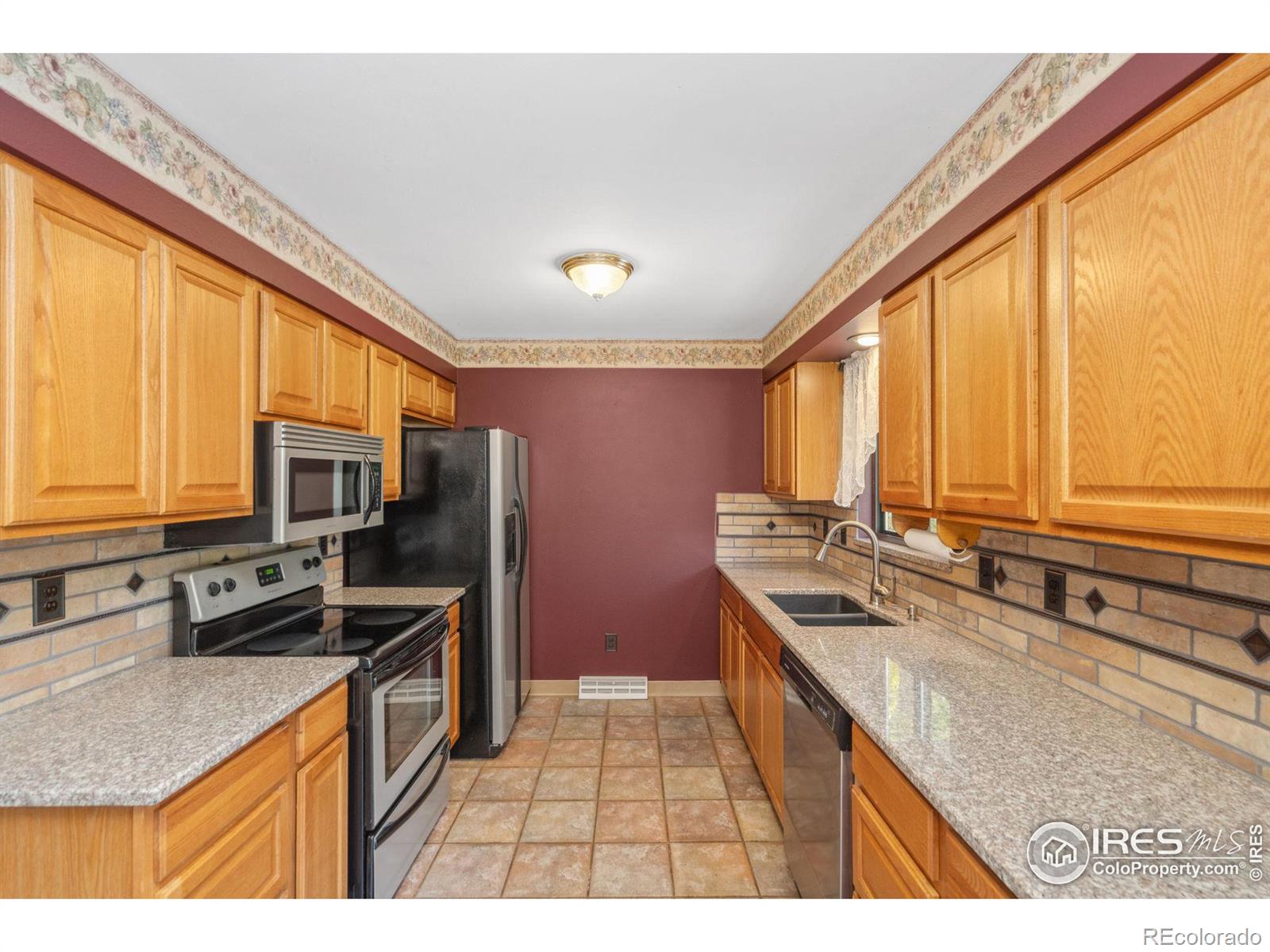 MLS Image #8 for 2052  huntington circle,fort collins, Colorado