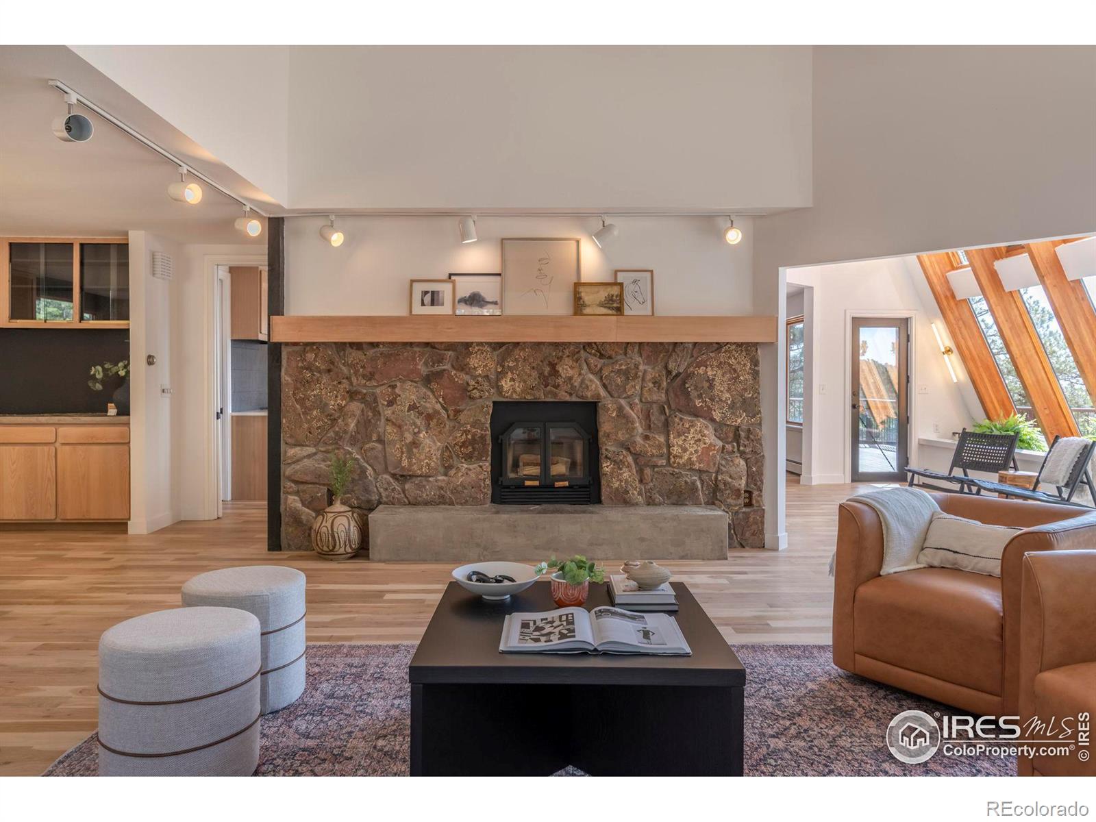 MLS Image #4 for 225  bristlecone way,boulder, Colorado