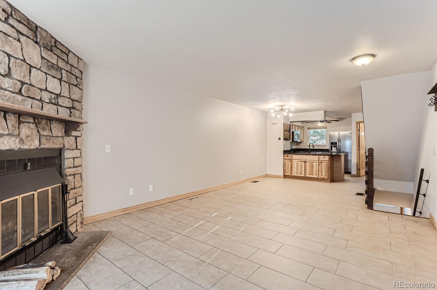 MLS Image #7 for 8054 s columbine court,centennial, Colorado