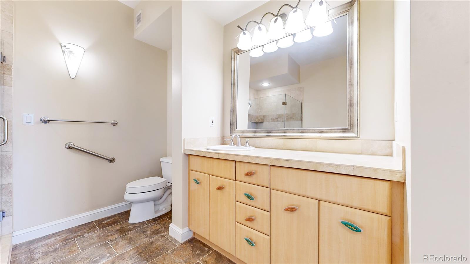 MLS Image #15 for 2500 e cherry creek south drive,denver, Colorado