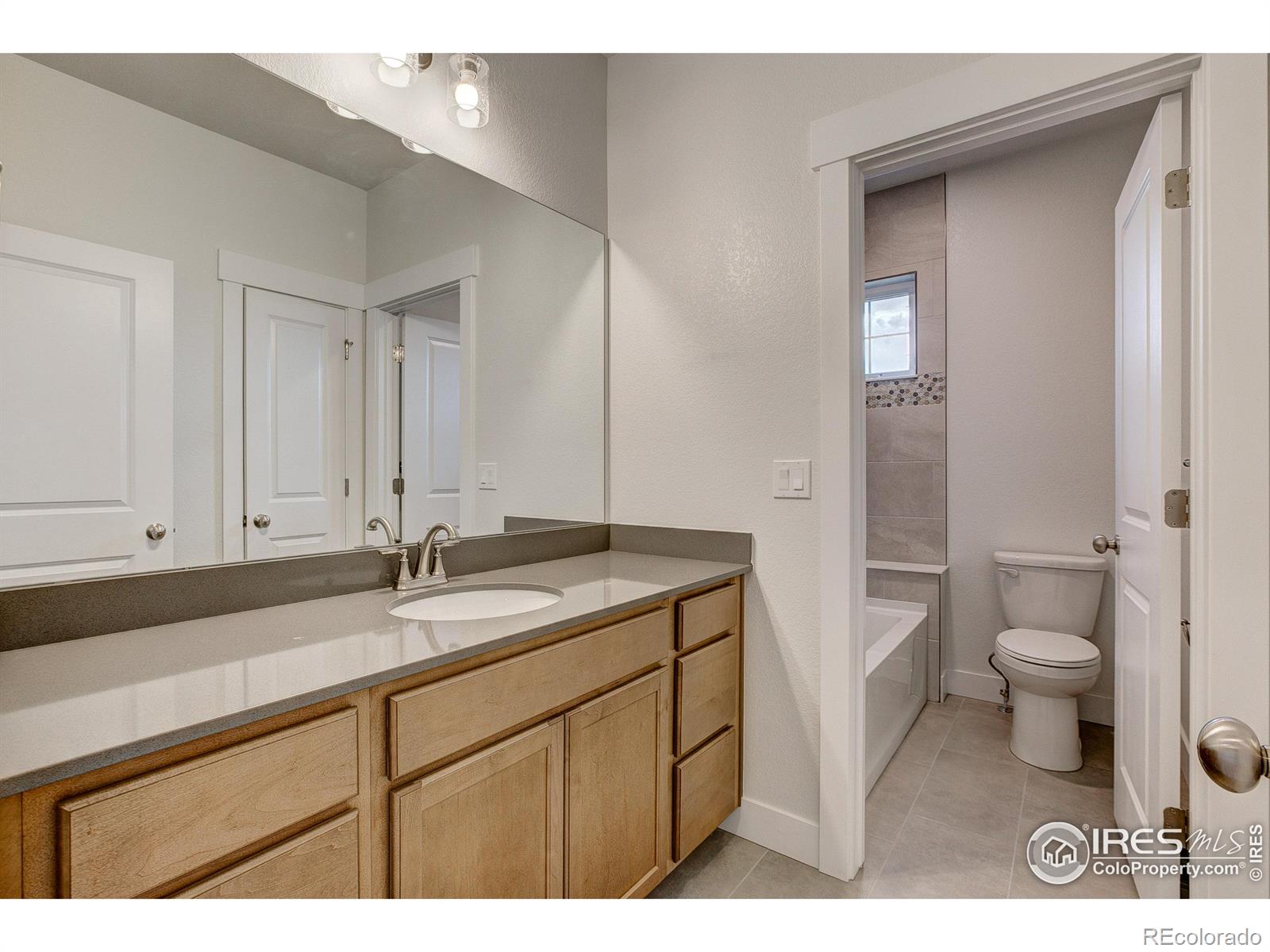 MLS Image #19 for 4176  trapper lake drive,loveland, Colorado