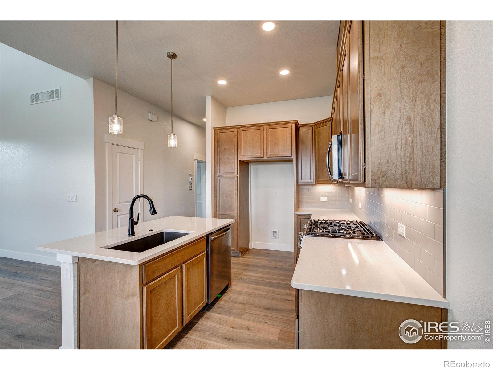 MLS Image #2 for 4176  trapper lake drive,loveland, Colorado