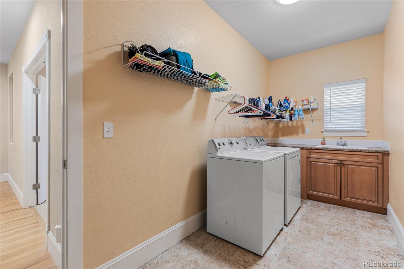 MLS Image #22 for 4056 s liverpool way,aurora, Colorado