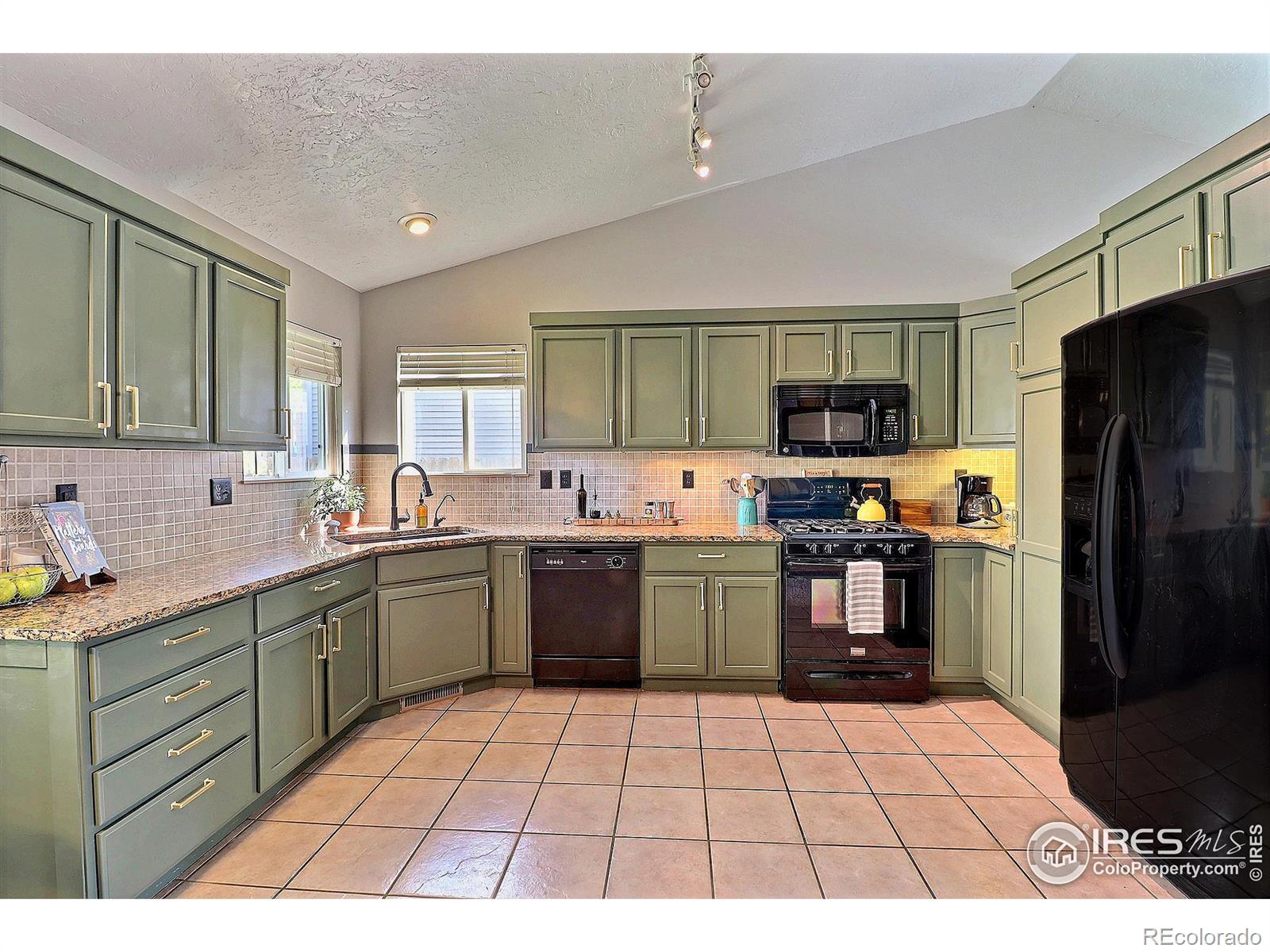 MLS Image #12 for 5417 w 16th st ln,greeley, Colorado