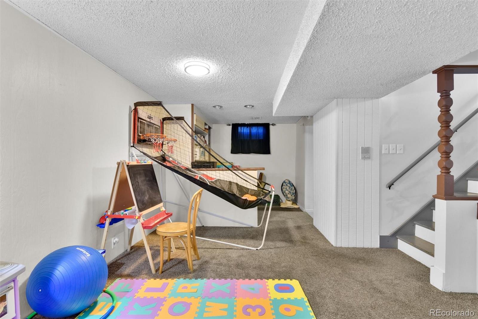 MLS Image #16 for 7050  alan drive,denver, Colorado