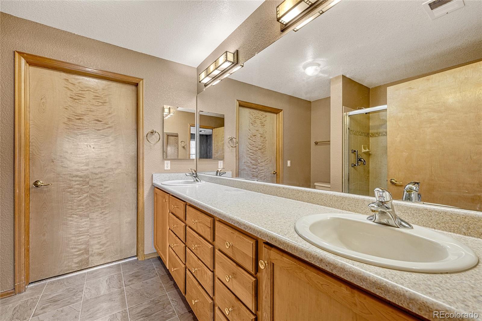 MLS Image #13 for 8201 s winnipeg court,aurora, Colorado