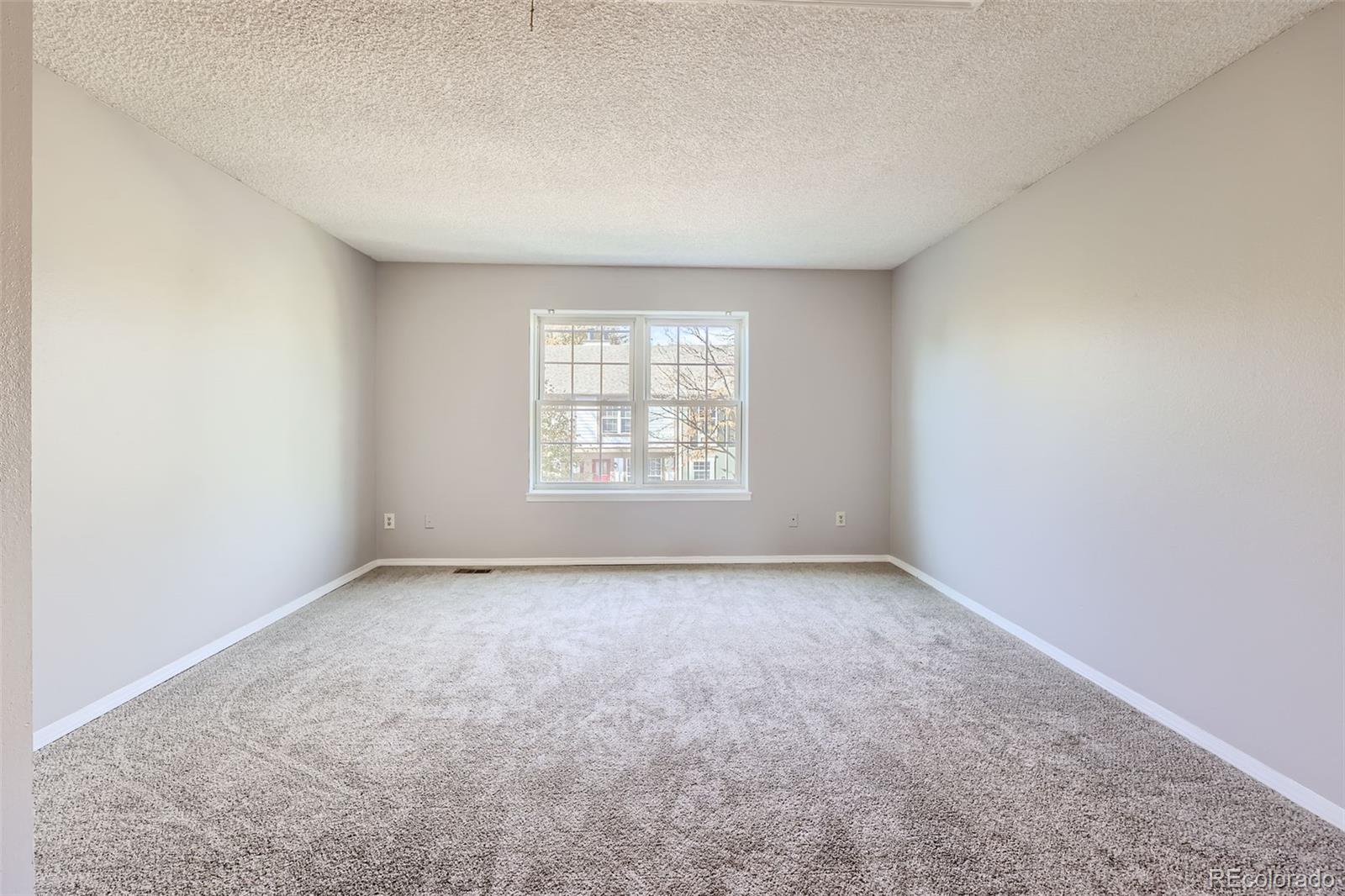 MLS Image #14 for 1811 s quebec way,denver, Colorado