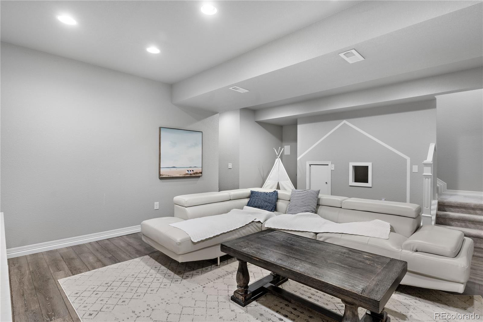 MLS Image #43 for 8595 e 49th place,denver, Colorado