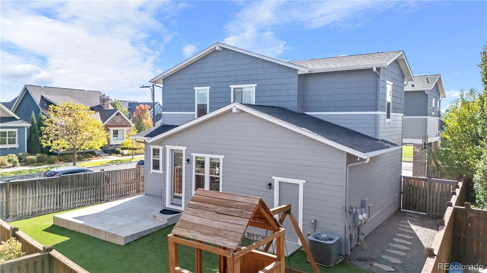 MLS Image #8 for 8595 e 49th place,denver, Colorado