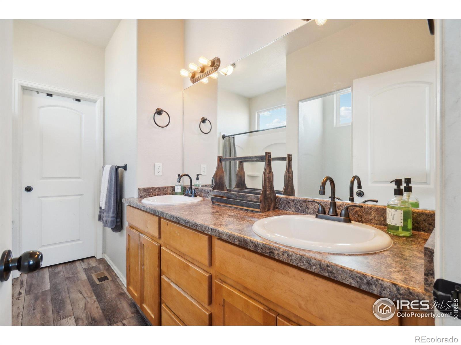 MLS Image #19 for 907  5th street,pierce, Colorado