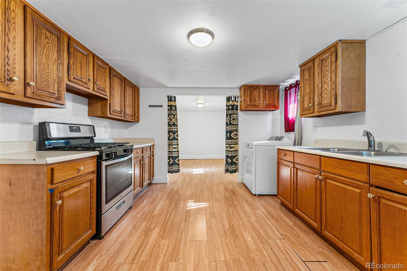 MLS Image #28 for 3811  wyandot street,denver, Colorado