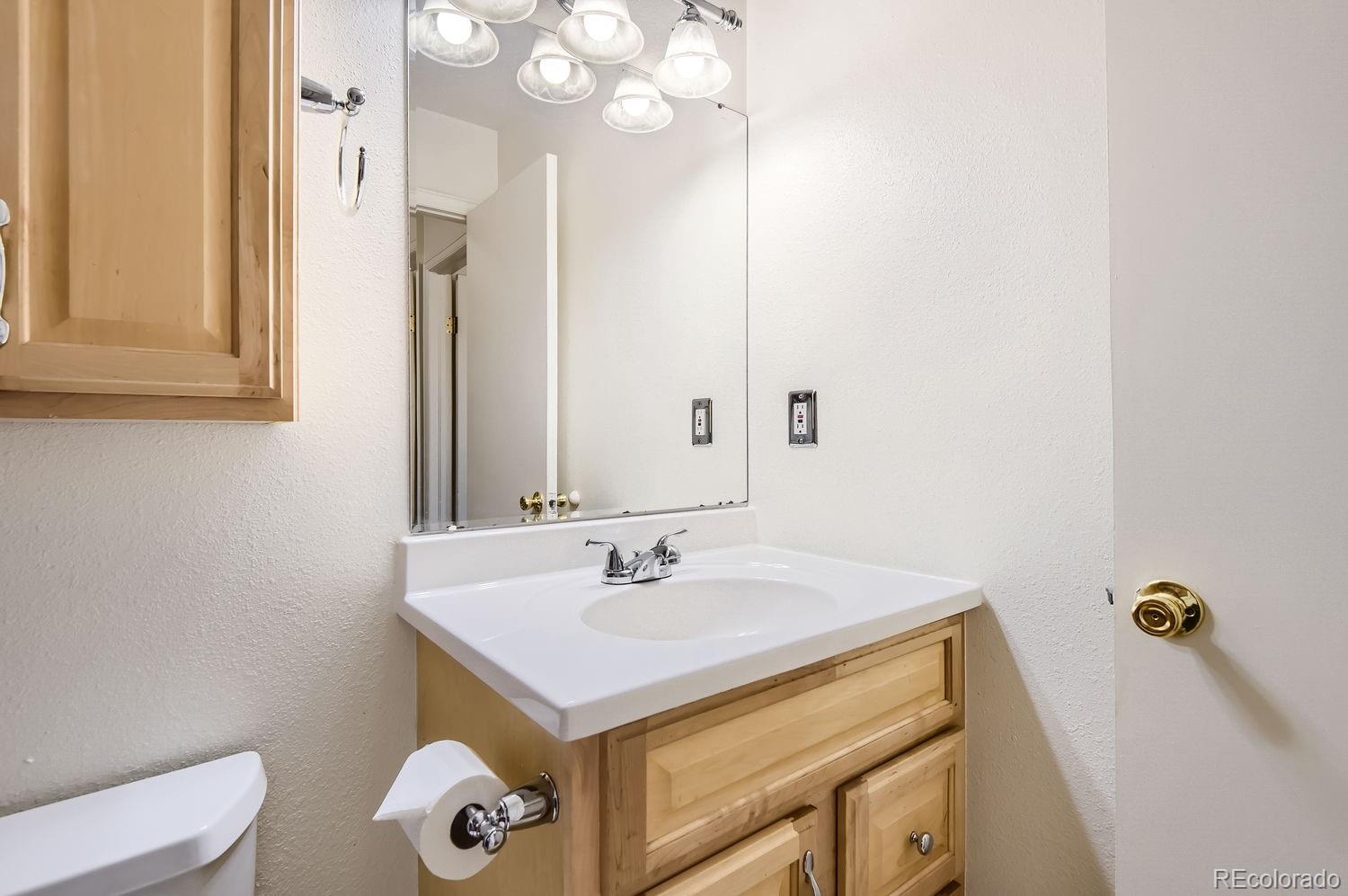 MLS Image #16 for 16181 e oxford drive,aurora, Colorado