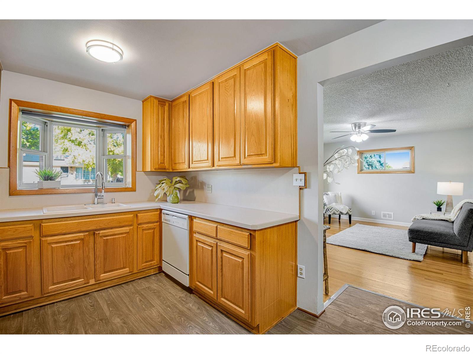 MLS Image #7 for 460 e 111th place,northglenn, Colorado