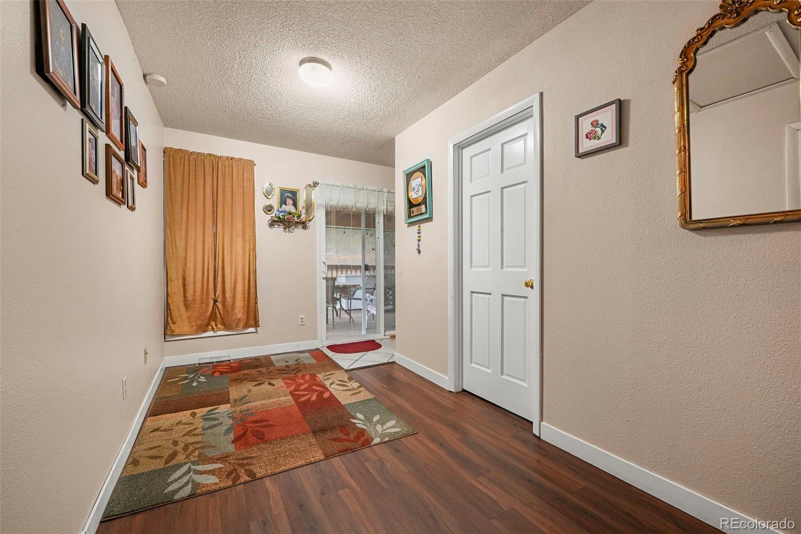 MLS Image #11 for 2215 s knox court,denver, Colorado