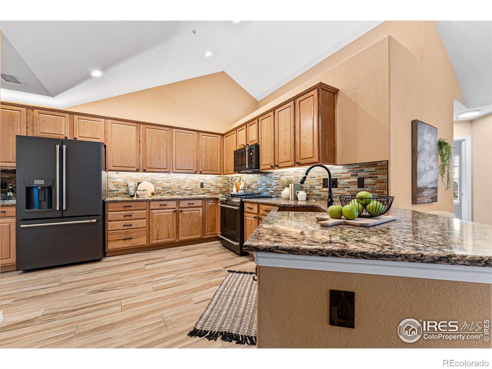 MLS Image #17 for 2489  santa fe drive,longmont, Colorado