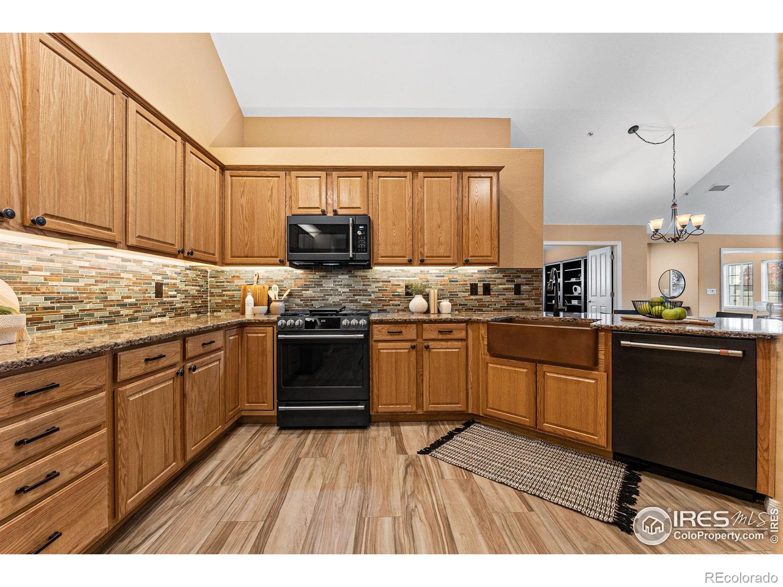 MLS Image #18 for 2489  santa fe drive,longmont, Colorado