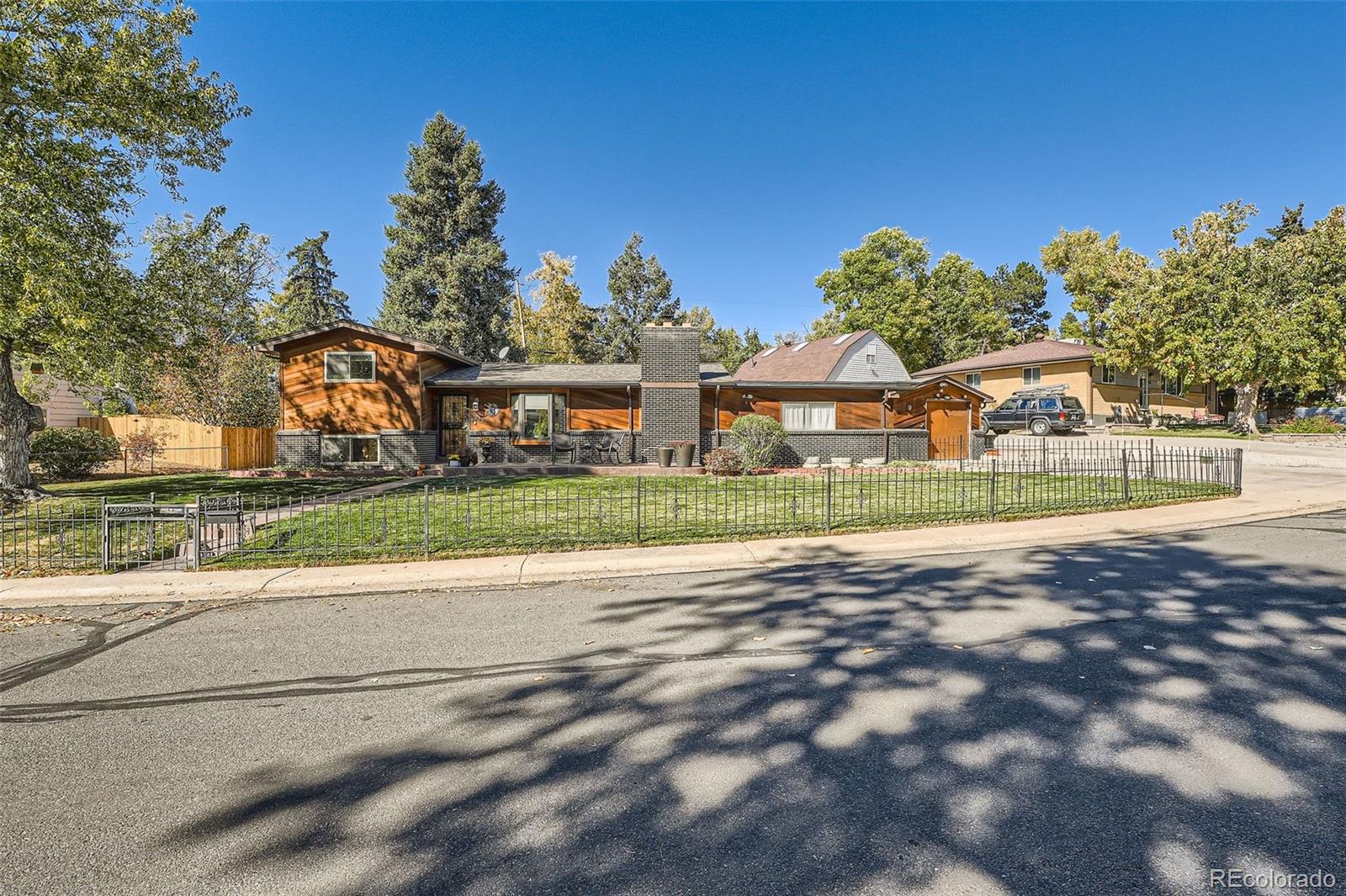 MLS Image #0 for 975 s queen way,lakewood, Colorado