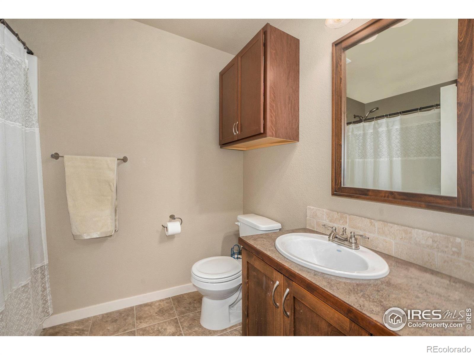 MLS Image #16 for 26645  owl creek lane,gill, Colorado