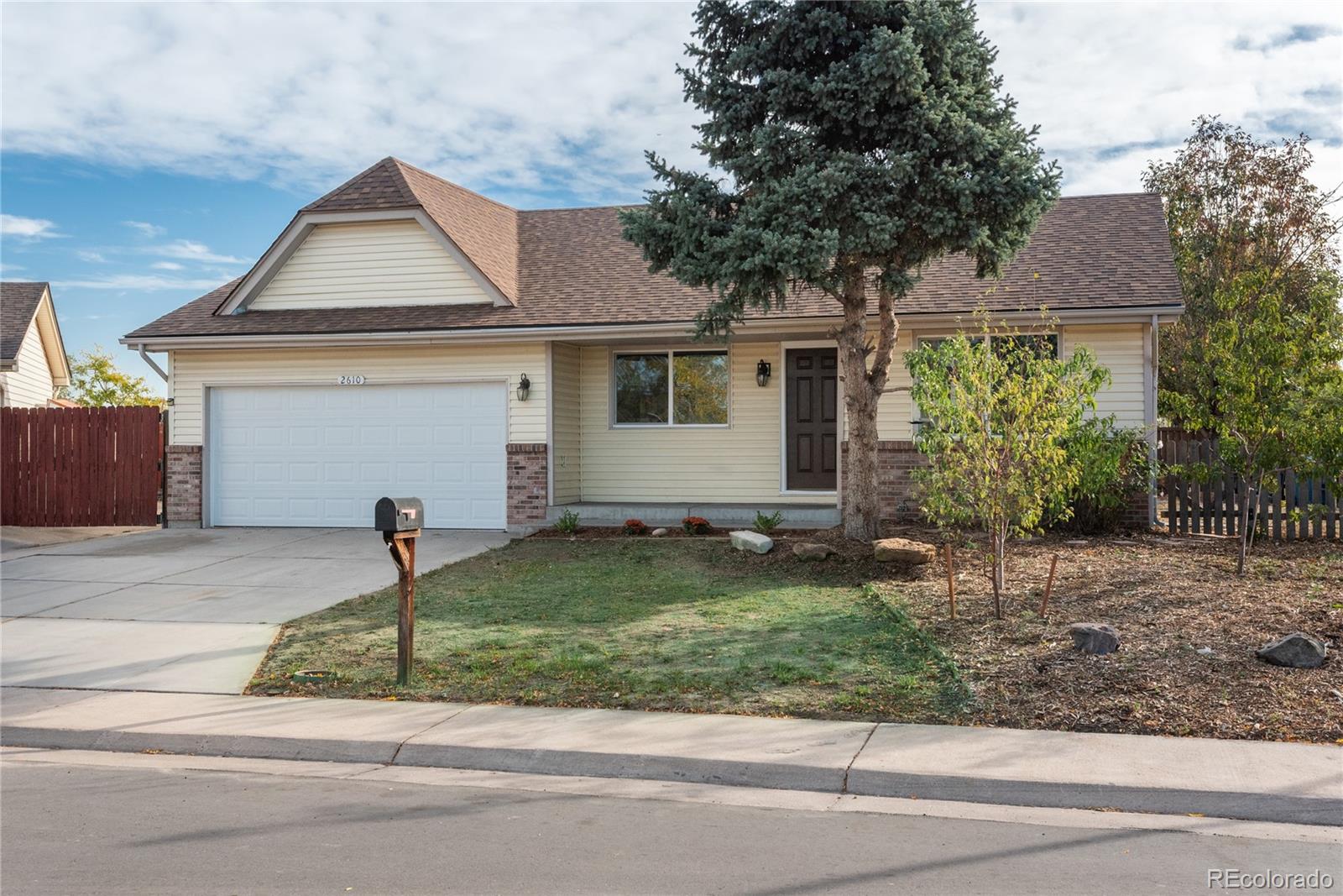 MLS Image #0 for 2610  fairplay way,aurora, Colorado