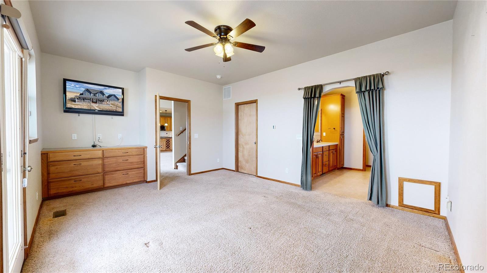 MLS Image #17 for 38389 e 149th place,keenesburg, Colorado