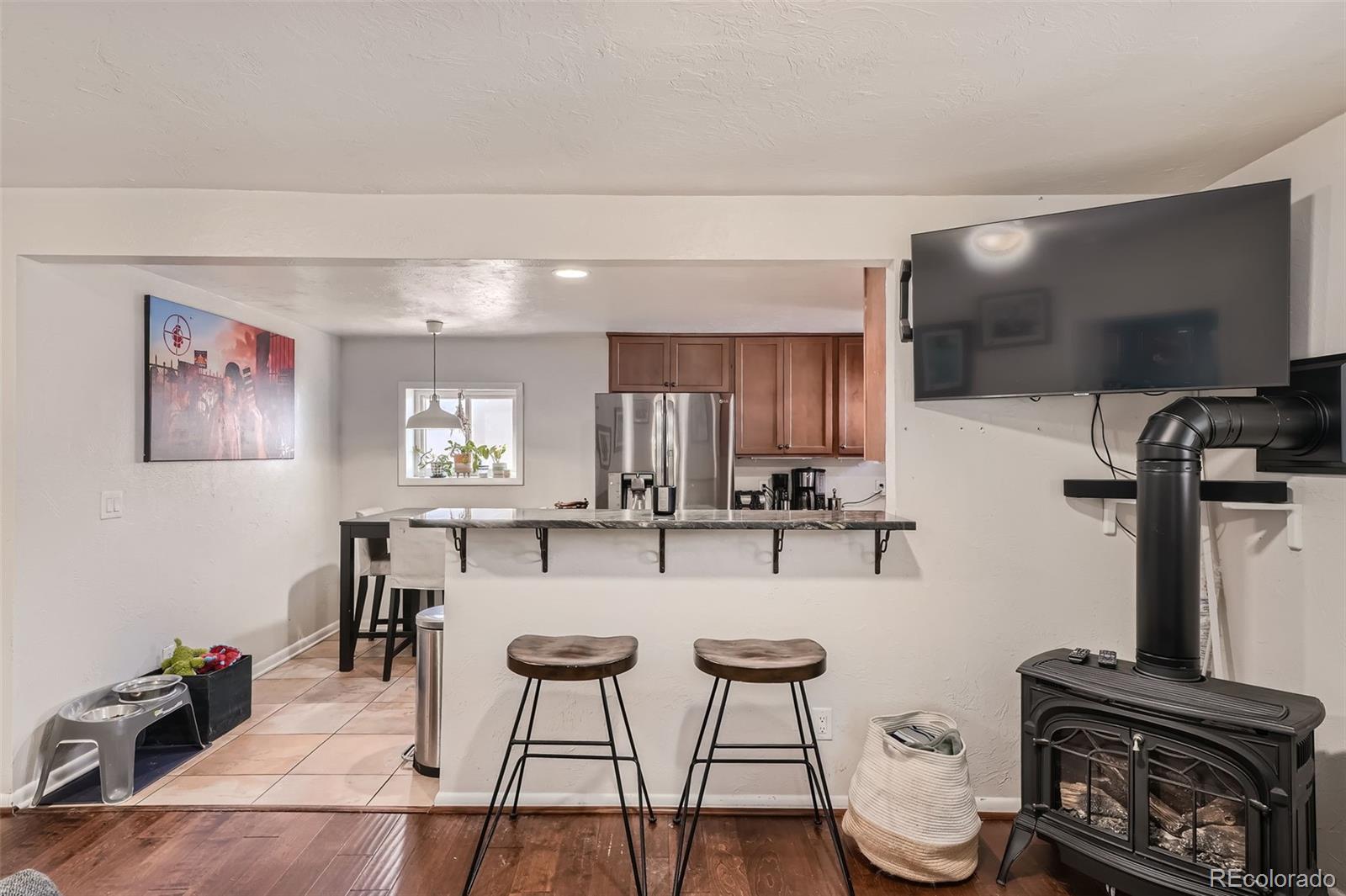 MLS Image #11 for 2427 s acoma street,denver, Colorado