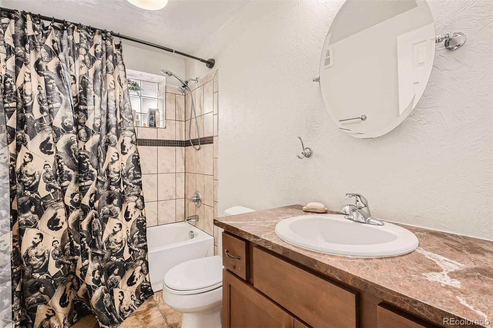 MLS Image #17 for 2427 s acoma street,denver, Colorado