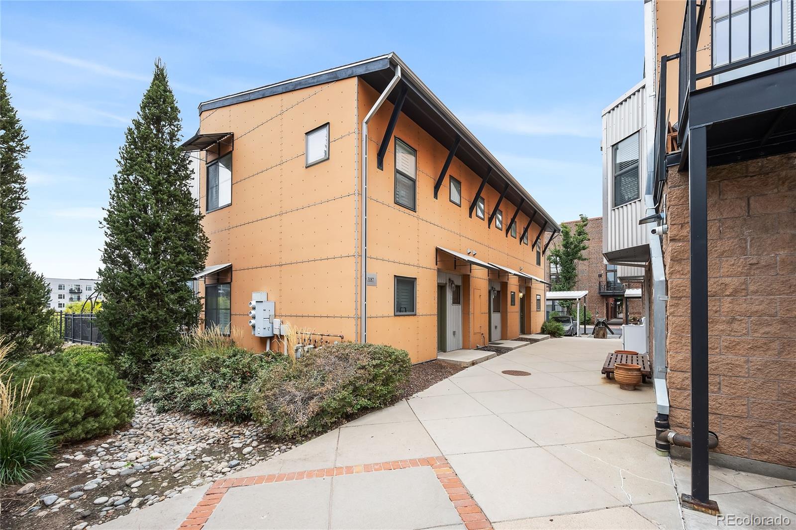 CMA Image for 3187  Blake Street,Denver, Colorado