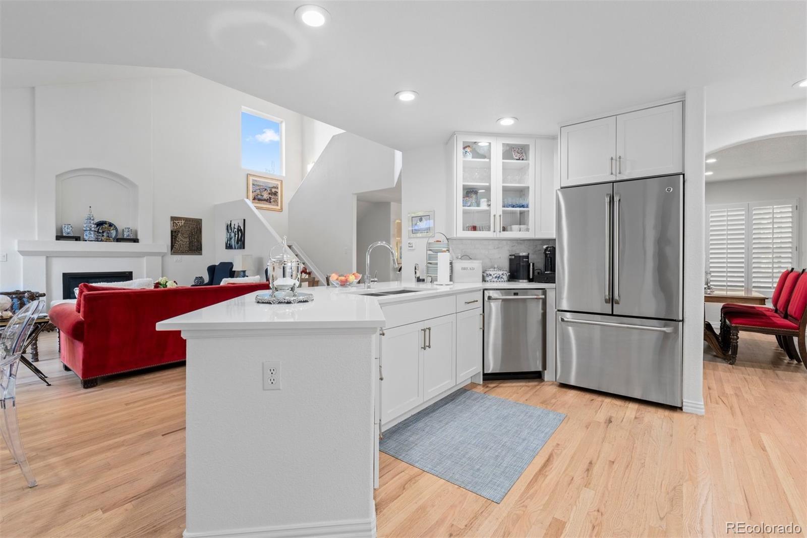 MLS Image #16 for 1011 s valentia street,denver, Colorado