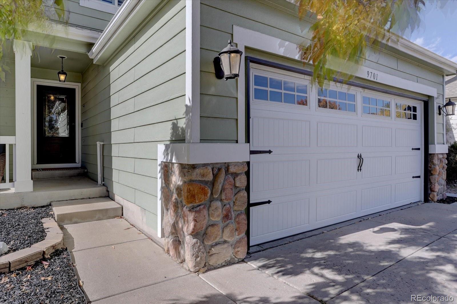 MLS Image #2 for 9701  queenscliffe drive,highlands ranch, Colorado