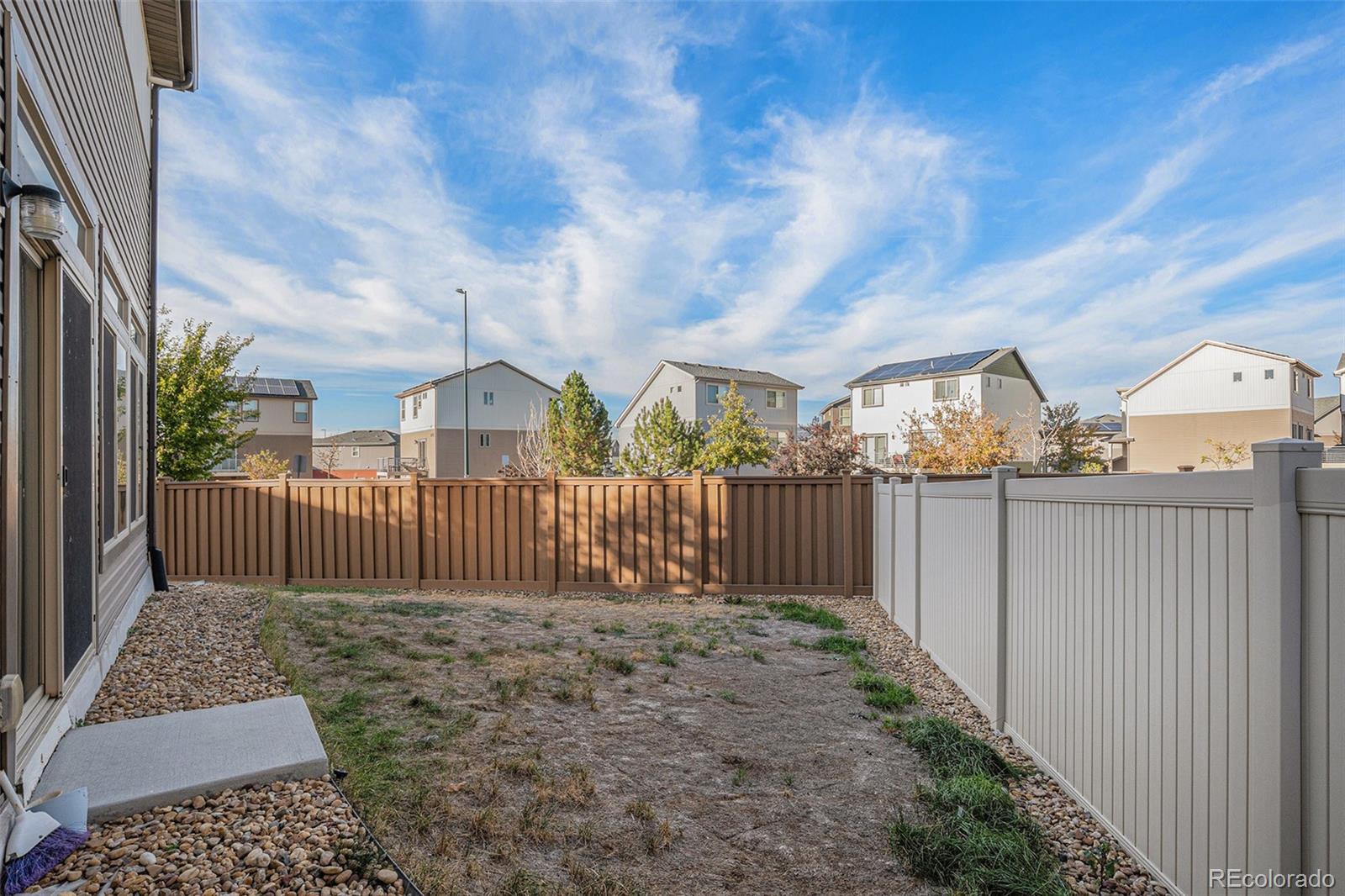 MLS Image #26 for 18611 e 50th place,denver, Colorado