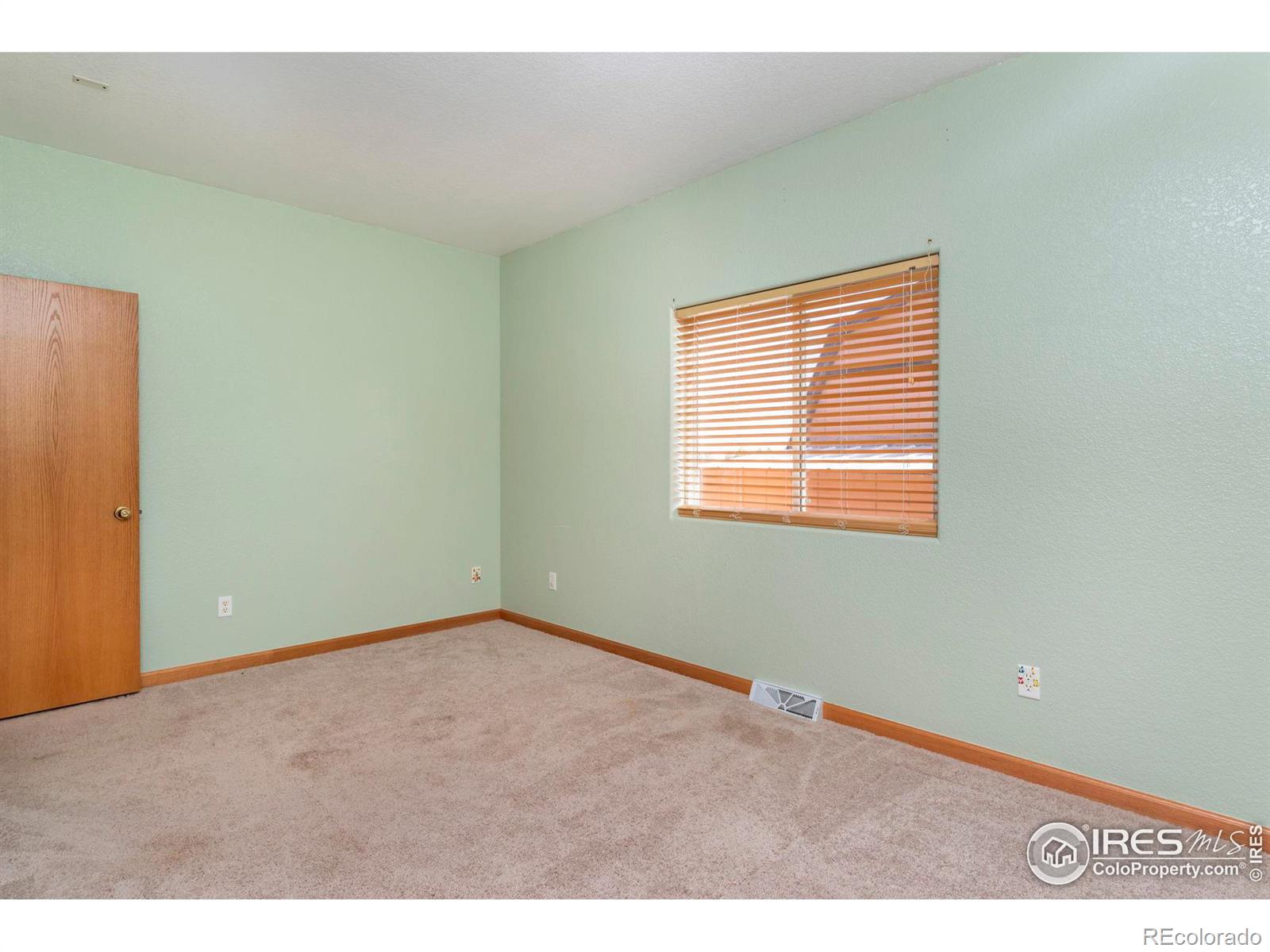 MLS Image #23 for 56004 e prentice place,strasburg, Colorado