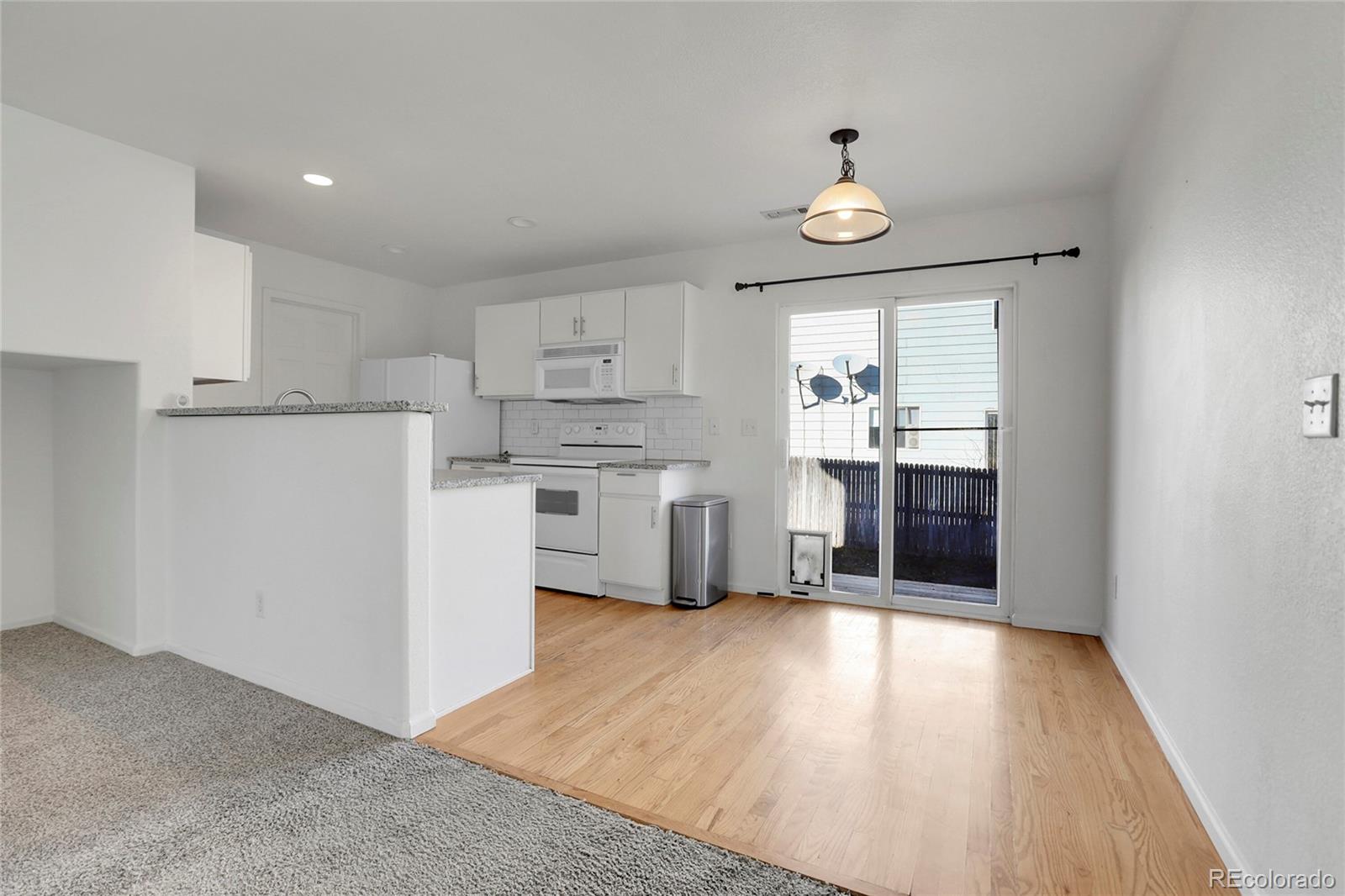 MLS Image #6 for 4211 w kenyon avenue,denver, Colorado