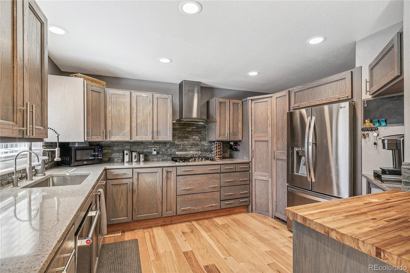 MLS Image #11 for 9800  sydney lane,highlands ranch, Colorado