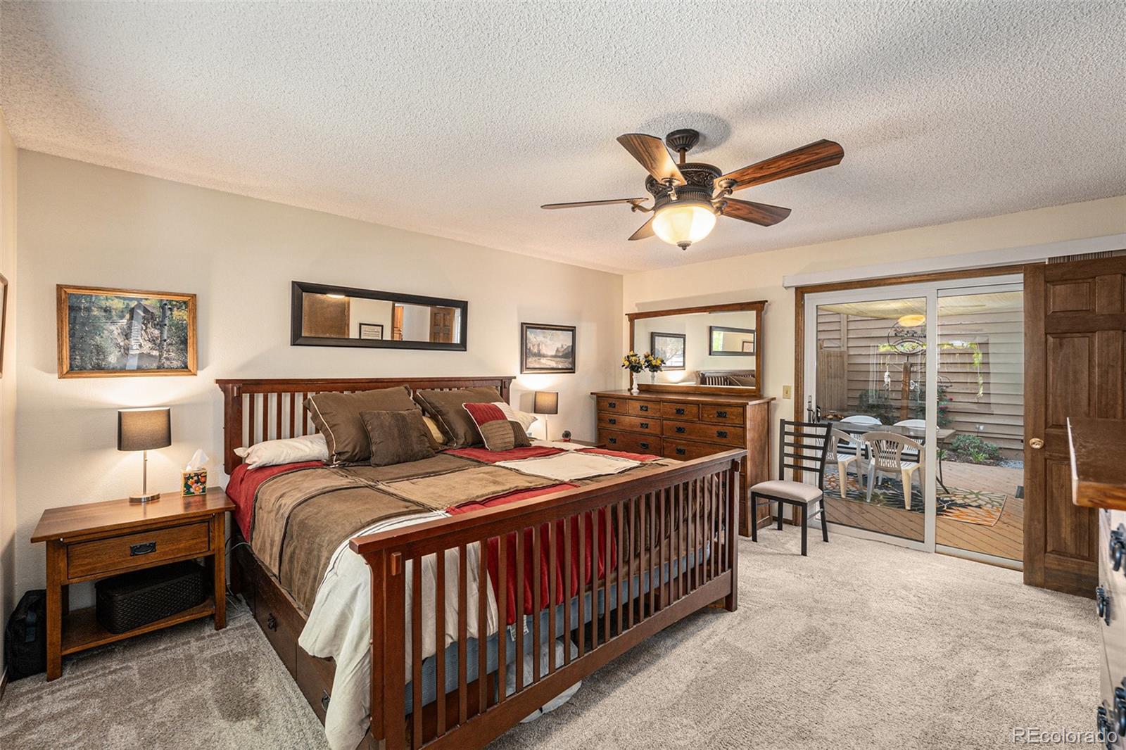 MLS Image #12 for 12 s eagle circle,aurora, Colorado