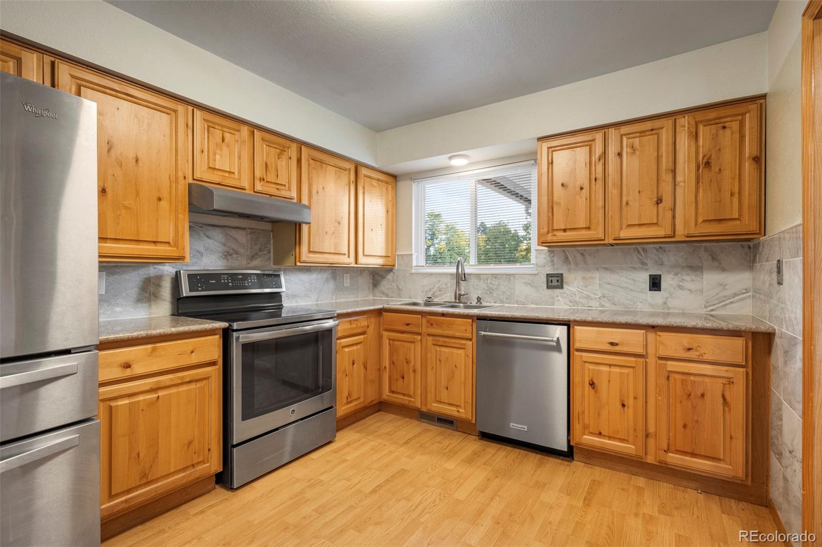 MLS Image #4 for 3564 s jasper way,aurora, Colorado