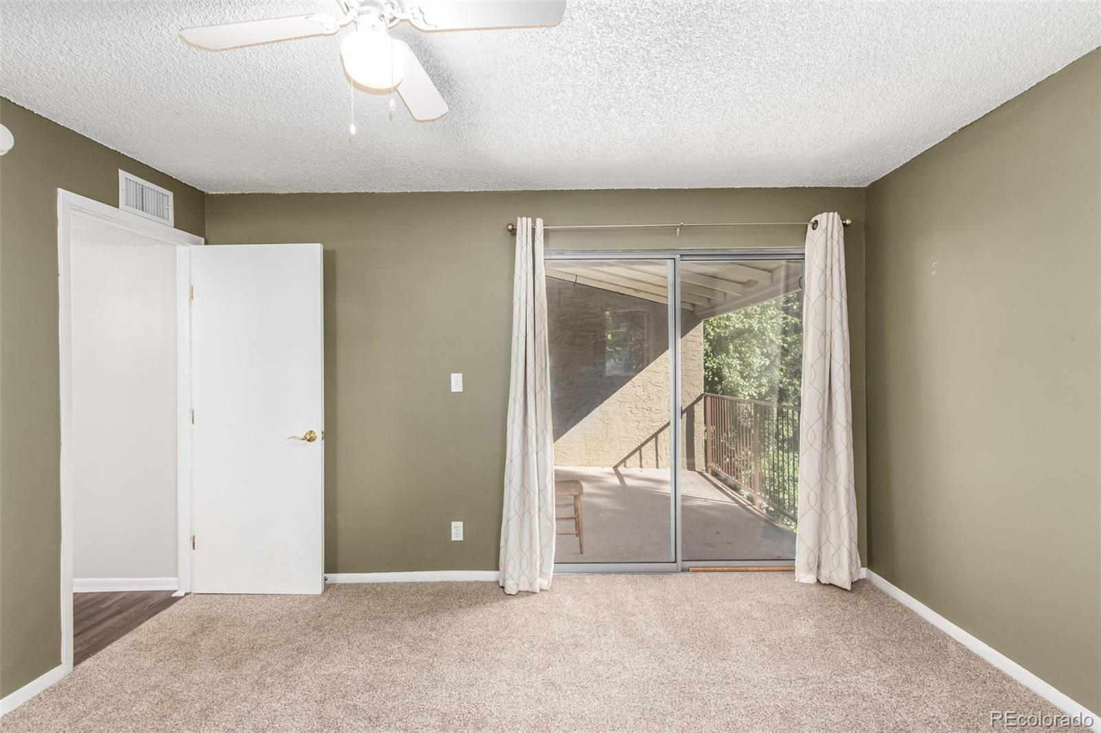 MLS Image #14 for 5300 e cherry creek south drive 428,denver, Colorado