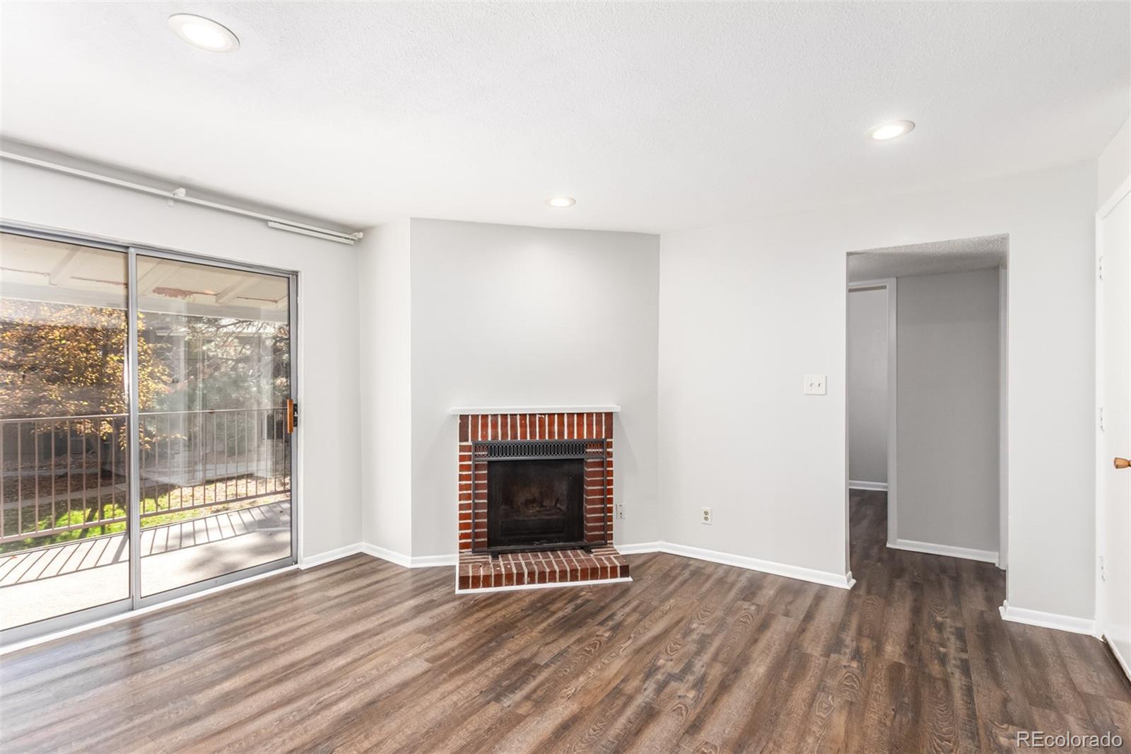 MLS Image #4 for 5300 e cherry creek south drive 428,denver, Colorado