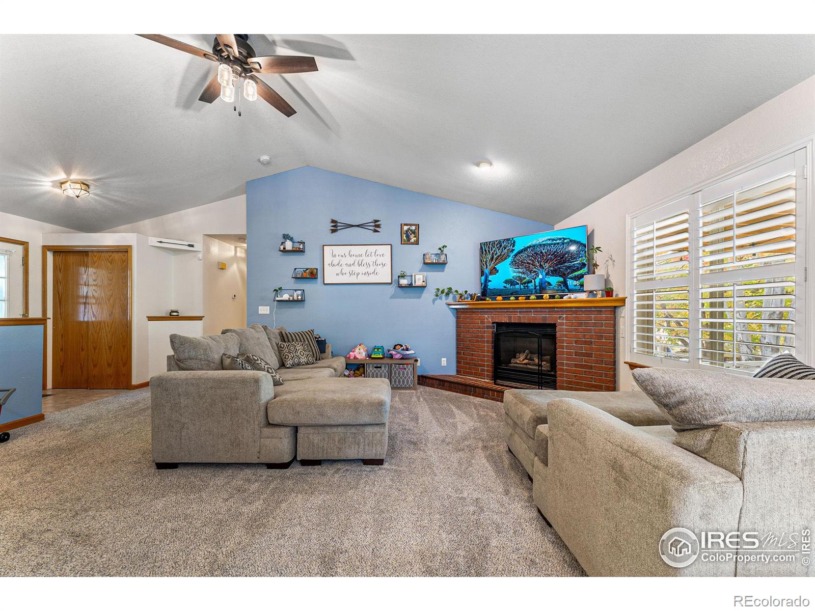 MLS Image #3 for 2558  serena drive,mead, Colorado