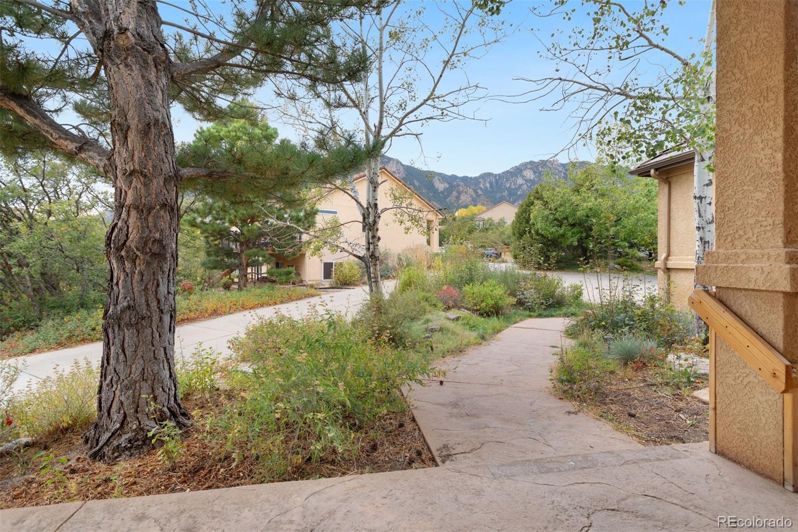 MLS Image #2 for 5207  bancroft heights,colorado springs, Colorado