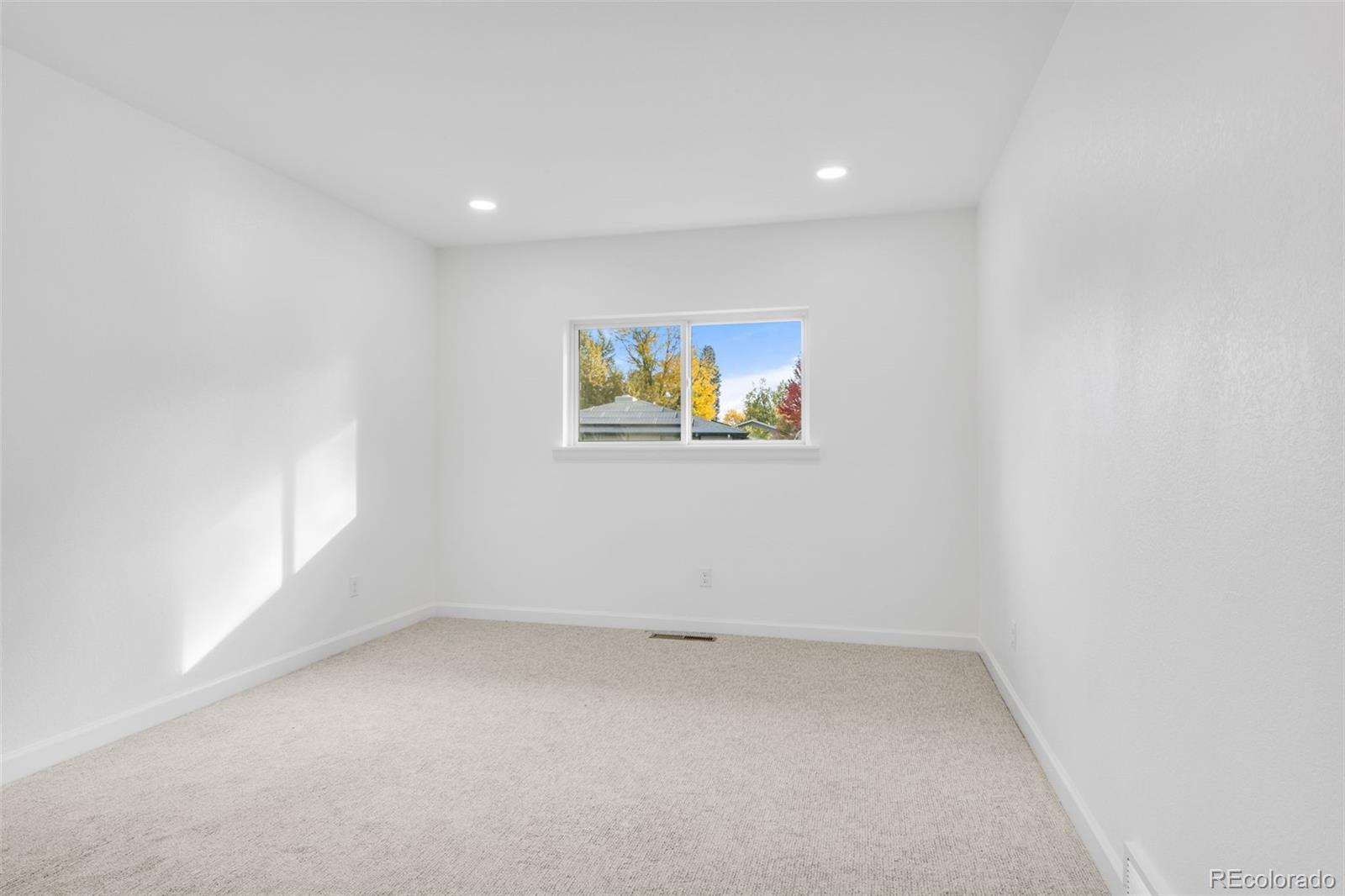 MLS Image #20 for 545 s harrison lane,denver, Colorado