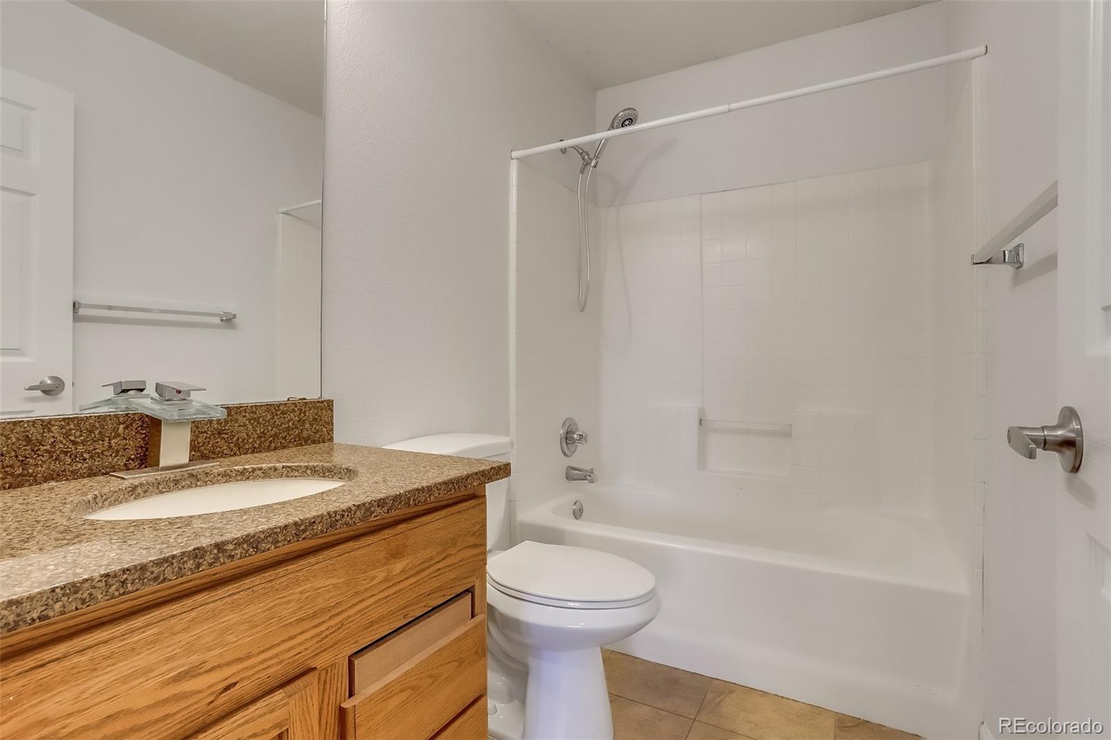 MLS Image #12 for 3913 w kenyon avenue,denver, Colorado