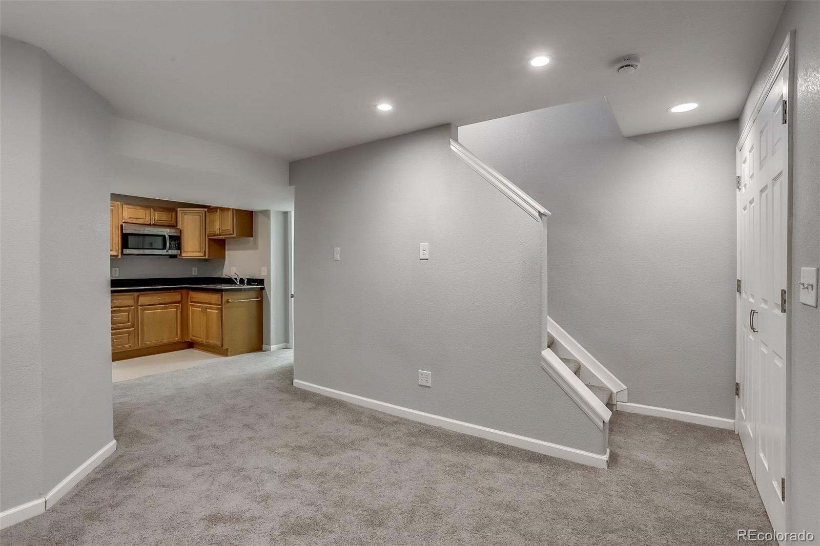 MLS Image #14 for 3913 w kenyon avenue,denver, Colorado