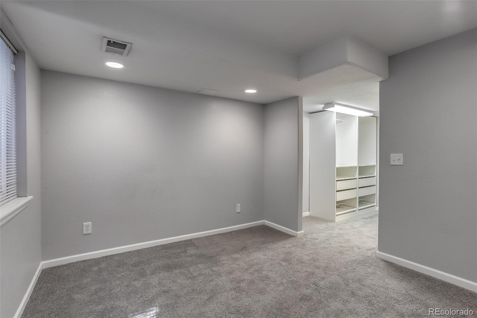 MLS Image #16 for 3913 w kenyon avenue,denver, Colorado