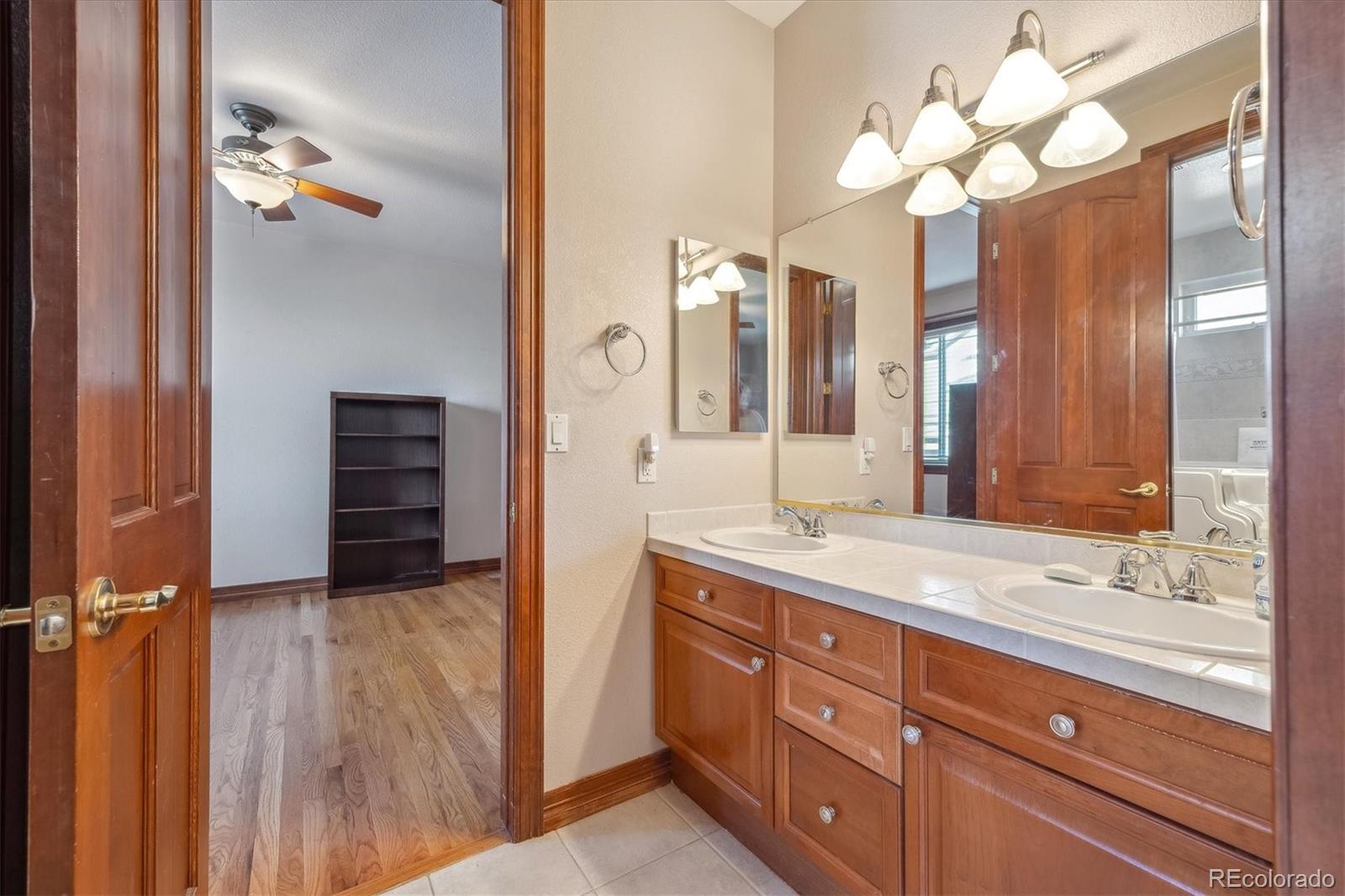 MLS Image #29 for 24021 e jamison place,aurora, Colorado