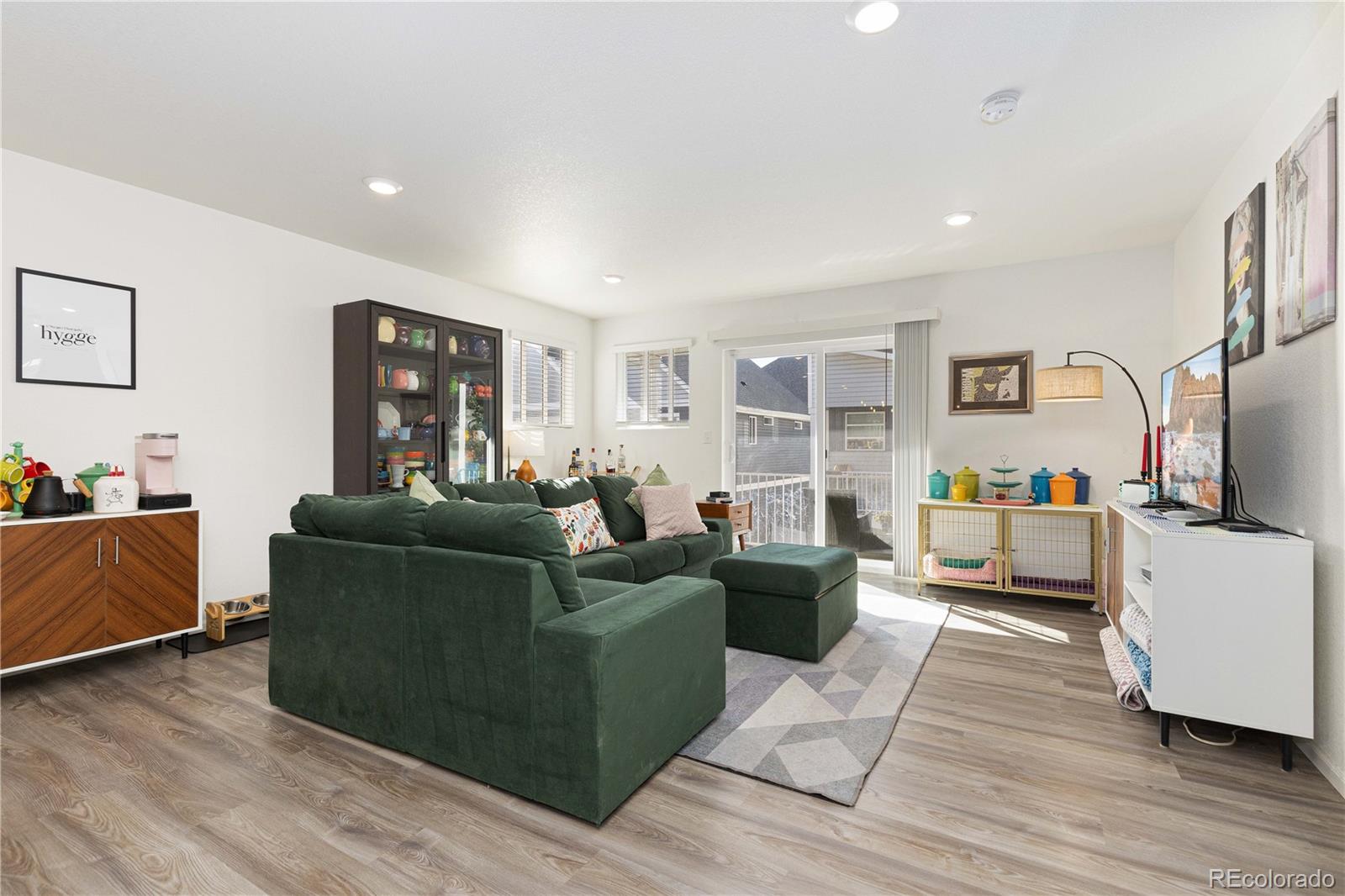 MLS Image #6 for 18637 e 53rd drive,denver, Colorado