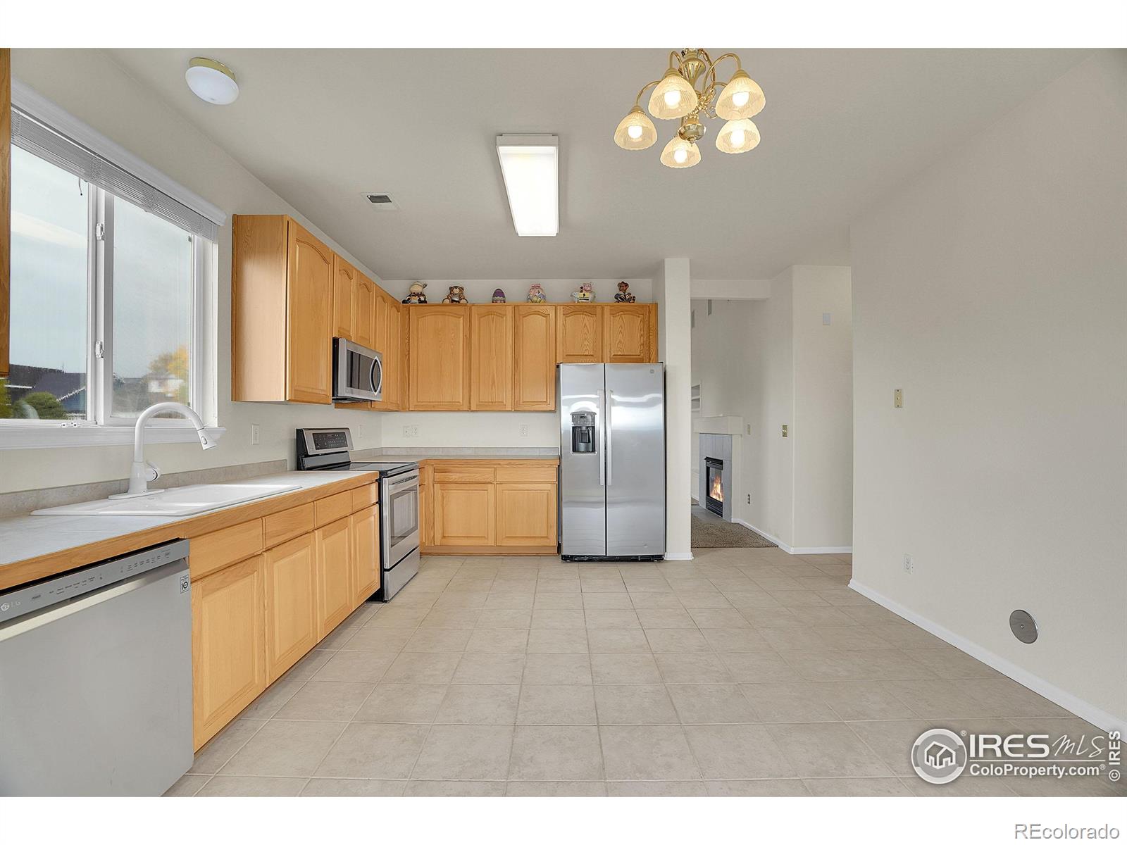 MLS Image #12 for 215  elizabeth st cir,dacono, Colorado