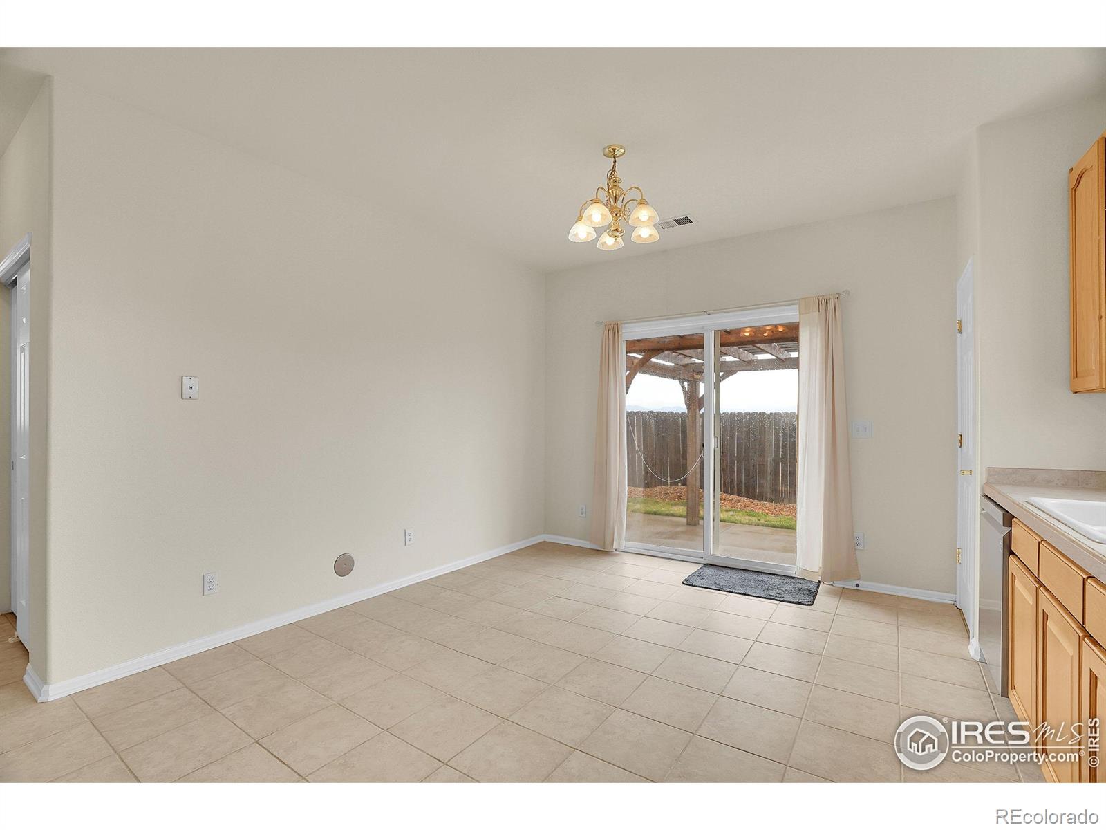 MLS Image #13 for 215  elizabeth st cir,dacono, Colorado